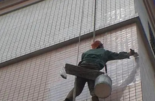 克拉玛依市卫生间漏水维修公司分享下克拉玛依市外墙防水的必要性。