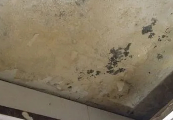 克拉玛依市阳台漏水维修公司分享下克拉玛依市卫生间渗水维修需要注意哪些问题。